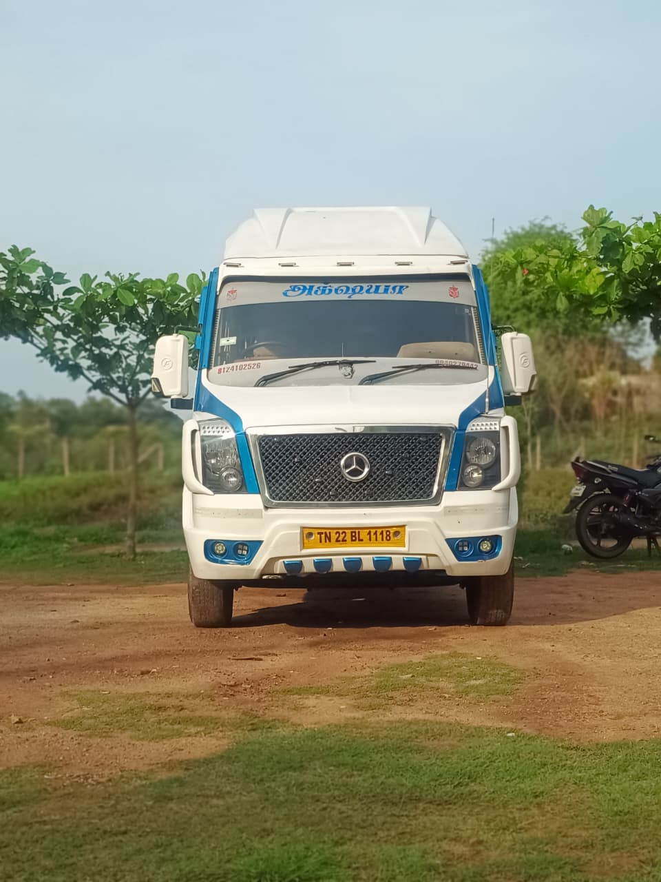 Tempo Traveller Front Profile